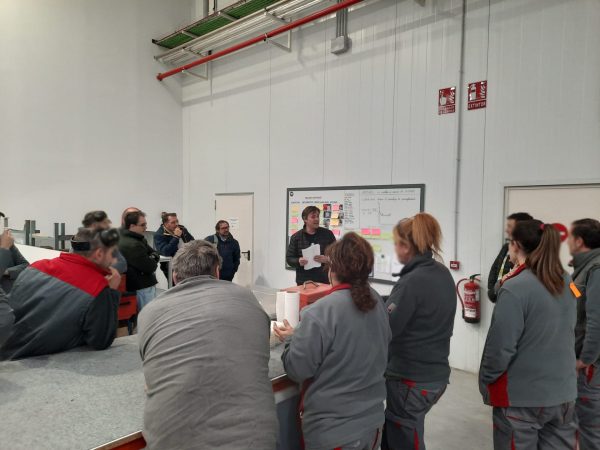 Desarrollo e industrialización de plásticos técnicos 21 Desarrollo e industrialización de plásticos técnicos CULTURA LEAN VISITA