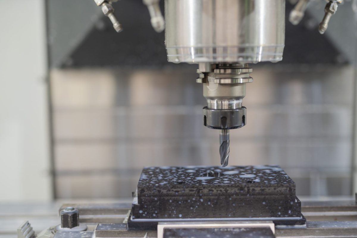 Guía para optimizar la producción. ¿Termoconformado o Mecanizado? Maniplastic 8 1